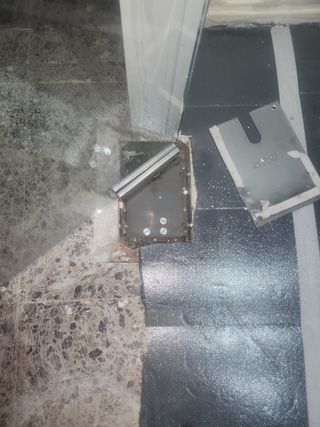 Puerta de cristal para local comercial