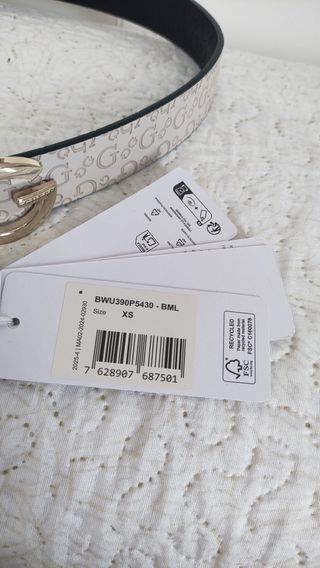 Cinturón Guess Beige y Dorado 90cm