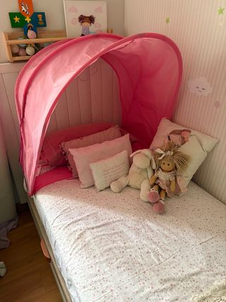 Dosel infantil rosa para cama