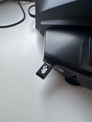 Volante y Pedales para Playstation Marca FR.TEC