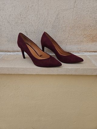 Zapatos de tacón Zara morados