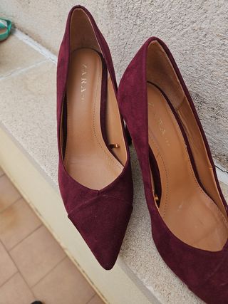 Zapatos de tacón Zara morados