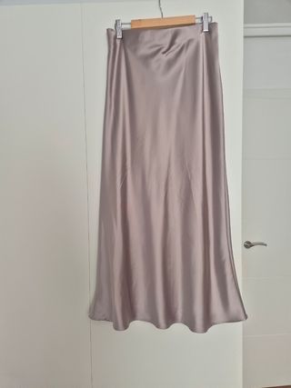 Falda Zara Satinada Beige Larga