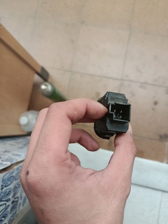 Regulador Luces Ford Fiesta MK4