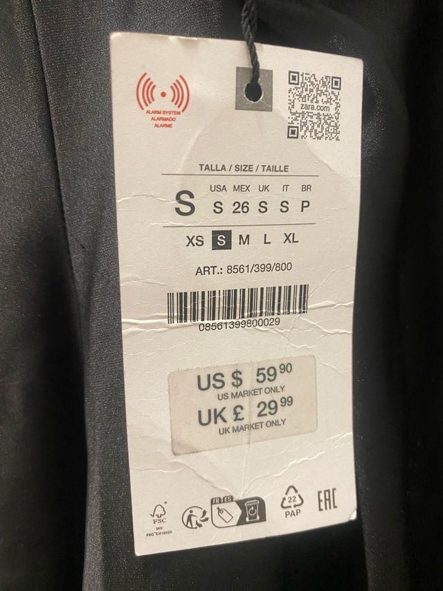 Vestido mini Zara efecto satén negro