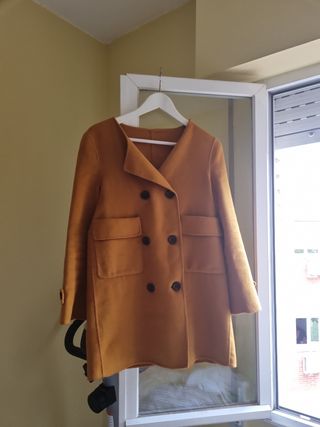 Gabardina Zara Mostaza Talla S