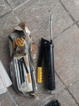 Engrasador manual Vorel by TOYA