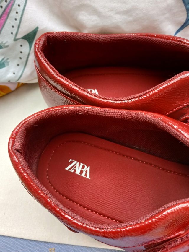 Zapatillas deportivas Zara rojas