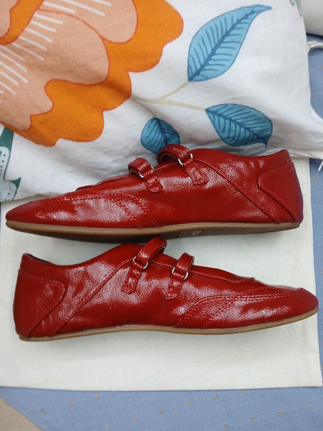 Zapatillas deportivas Zara rojas