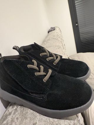 Botas UGG para niño
