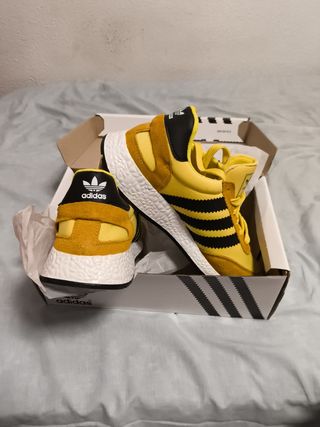 Adidas Zapatos Deportivos Amarillos y Negros