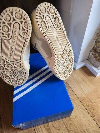 Forum Blod W - Zapatillas Adidas Beige y Dorado