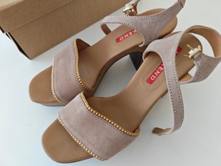 Sandalias tacón Weekend by Pedro Miralles Talla 38