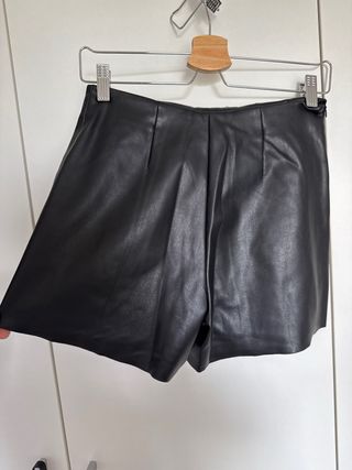 Falda pantalón Zara efecto piel