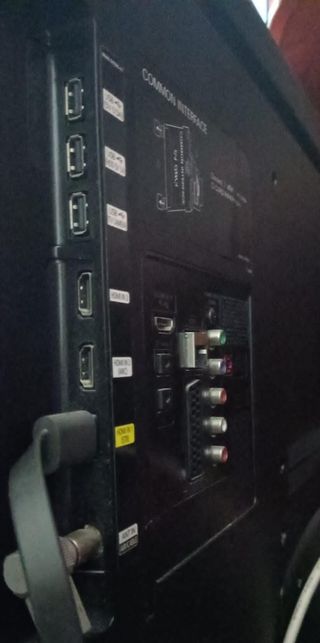 Televisión 40' (Smart TV)
