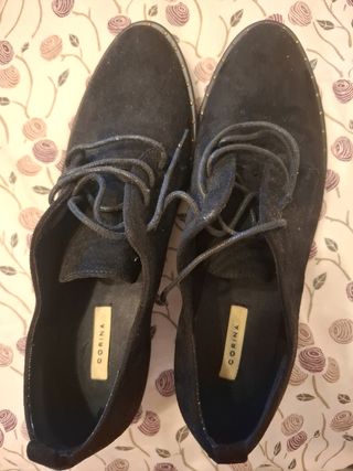 Mocasines Corina mujer cordones negros