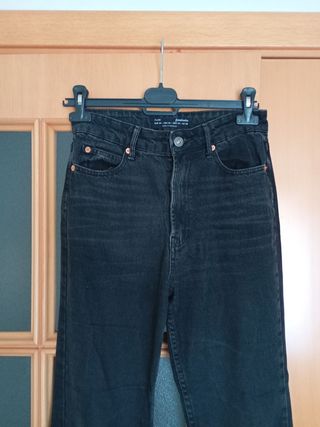 Pantalones vaqueros Stradivarius Flare Negros Tall