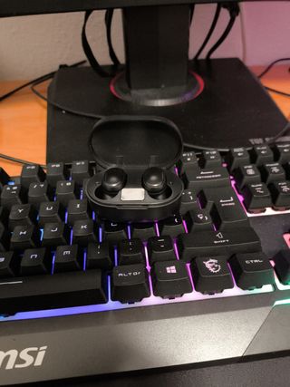 Auriculares MSI Negro