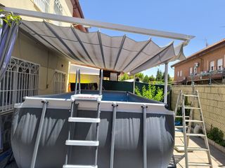 Piscina INTEX XTR Frame 549x274x132 cm
