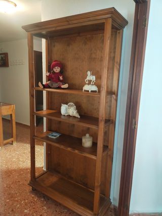 Estantería de madera de pino
Medidas: 100x33x195