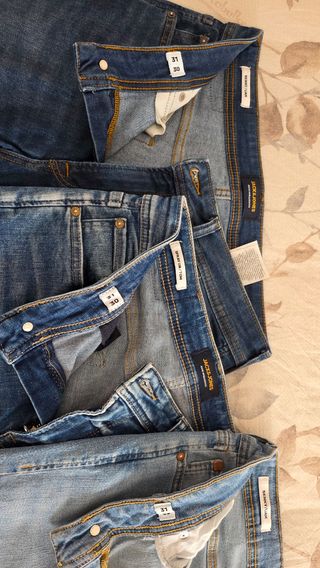 Pack 3 Pantalones Vaqueros Jack & Jones
(31/30)
