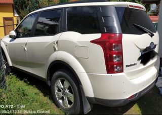 Mahindra XUV 500 2014