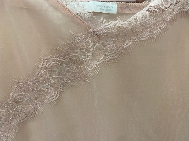 Top lencero Zara rosa con encaje