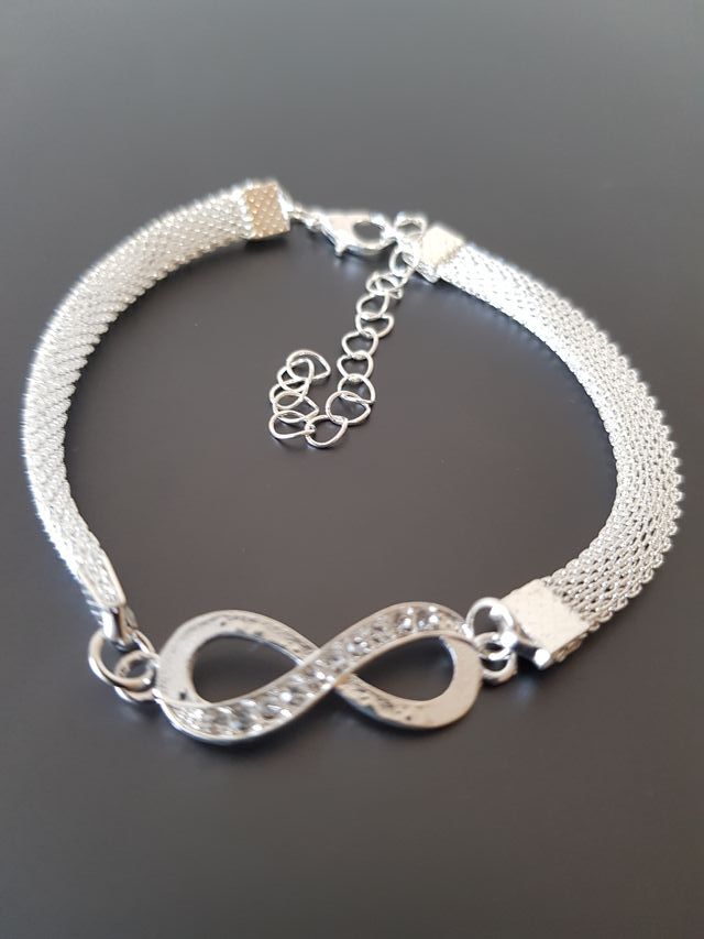 Tobillera con Dije Símbolo Infinito y Circonitas