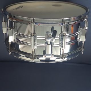 Caja de percusión metálica 14" por 18cm de alto
