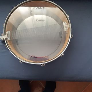 Caja de percusión metálica 14" por 18cm de alto