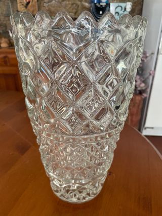 Vaso in vetro decorato