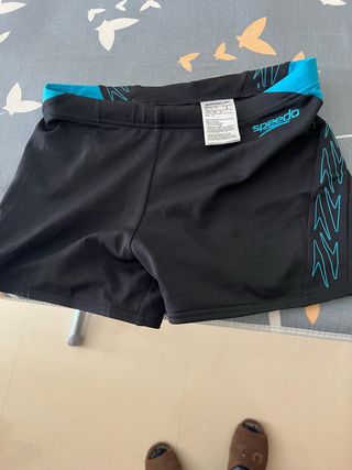 2 bañadores Speedo negros y azules