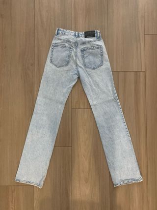Pantalón Stradivarius D98