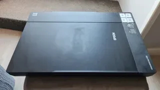 Escáner Epson Perfection V30