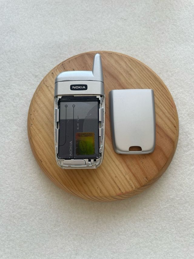 Nokia 6101 Libre con caricabatterie e batteria