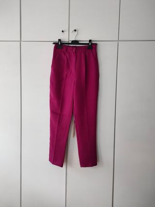 Pantalón traje magenta