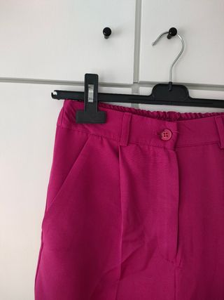 Pantalón traje magenta