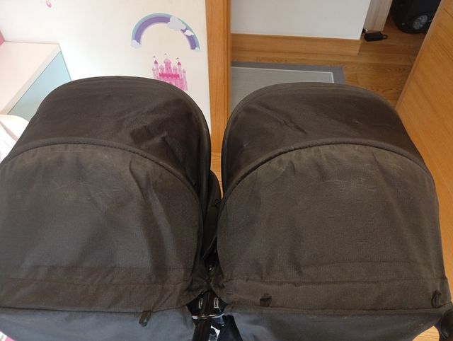 Silla gemelar Mountain Buggy Nano Duo