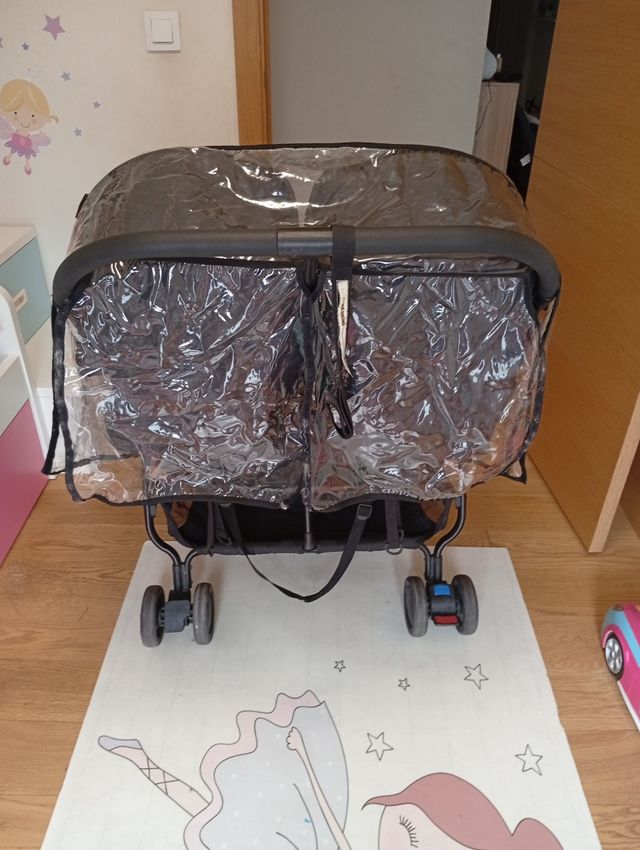 Silla gemelar Mountain Buggy Nano Duo