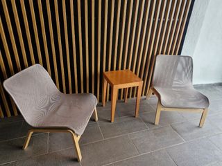 Juego de 2 Sillas de Tela y Madera