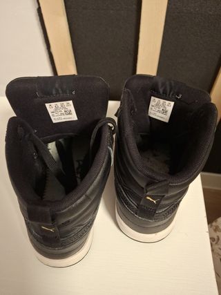 Zapatillas Puma Altas Negras y Blancas