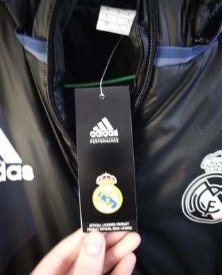 ADIDAS REAL MADRID ABRIGO NUEVO CON ETIQUETA 