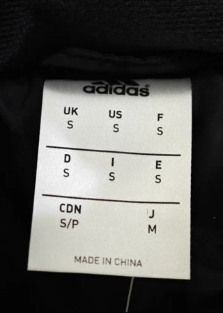 ADIDAS REAL MADRID ABRIGO NUEVO CON ETIQUETA 