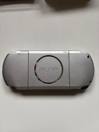 PSP 2000-Slim Gris Sony+ complementos