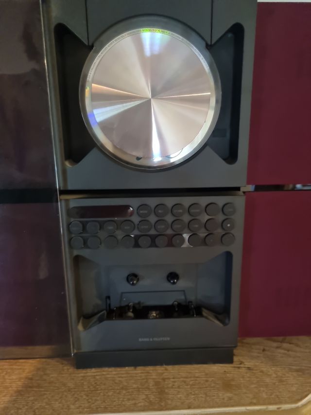 Reproductor CD y cassette y radio  Bang & Olufsen