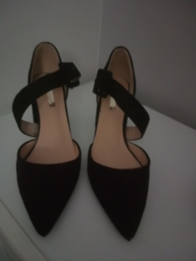 Zapatos de sra. tacón 2 negros y 2 granates n°38