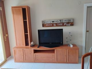 Mueble TV Vitrina Comedor Madera y Cristal