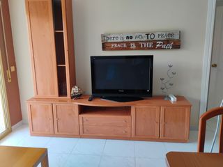 Mueble TV Vitrina Comedor Madera y Cristal