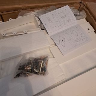 Mueble cajonero y lavabo encimera cerámico.