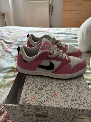 Zapatillas Nike SB Niña Rosa y Blanco 37,5